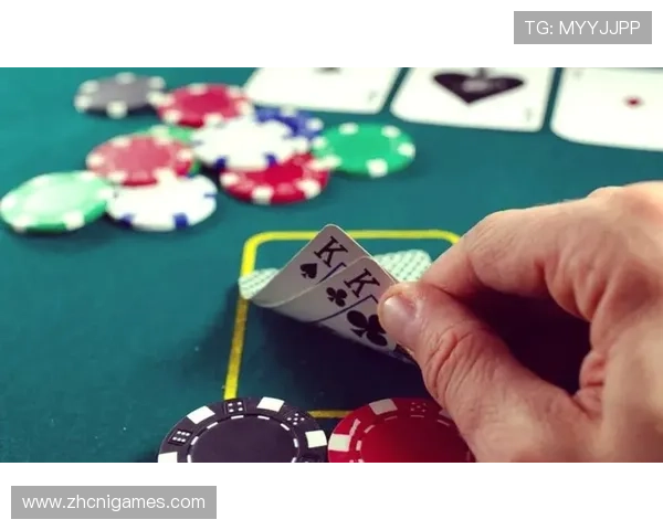 在德州扑克中抢庄和跟注的策略分析以及不同情况下的最佳应对方案